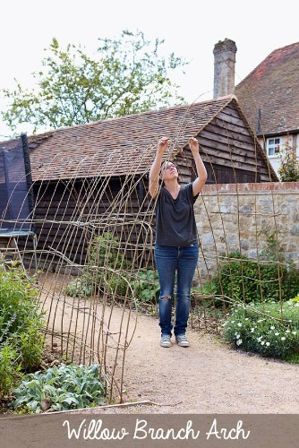 Willow-Branch-Arch-for-Sweet-Pea-Tunnel-c3.jpg